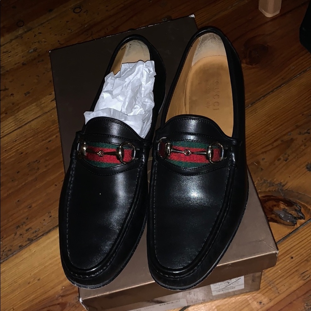 Men’s Gucci slip ons